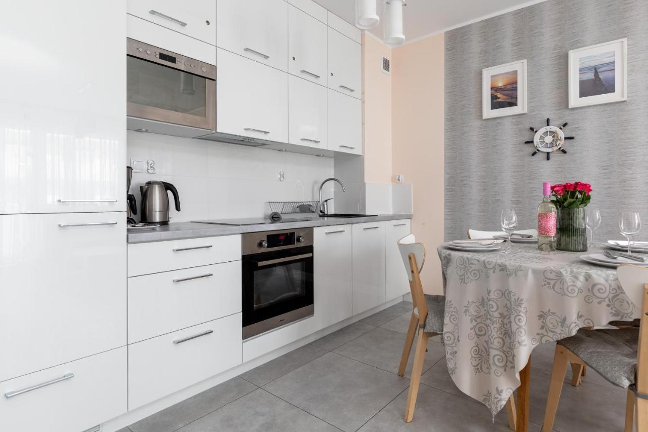 Blizej Morza II Apartament Z Garazem By Renters Apartment Kołobrzeg Exterior foto