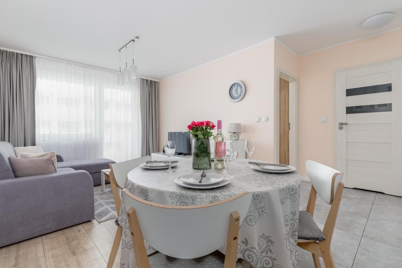Blizej Morza II Apartament Z Garazem By Renters Apartment Kołobrzeg Exterior foto